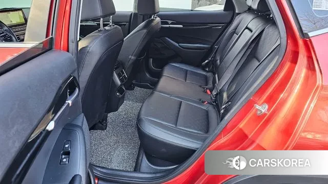 Kia Seltos 2022 Красный из Кореи, фото 3