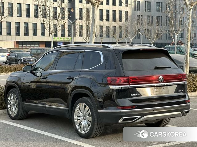 Volkswagen Teramont 2022 Черный из Китая, фото 3