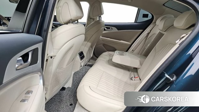 Genesis The New G70 2023 Фиолетовый из Кореи, фото 3