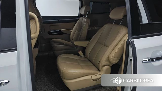 Kia The New Carnival 2018 Белый из Кореи, фото 3
