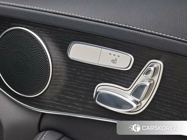 Mercedes-Benz C-class 2021 Белый из Китая, фото 3