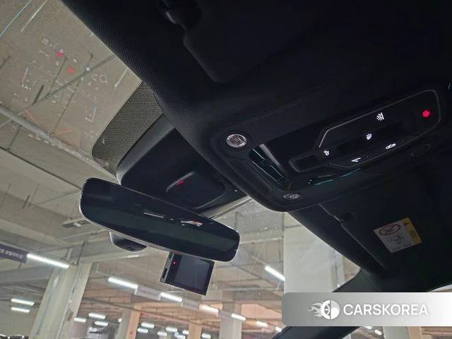 Audi Q8 (4M) 2021 Черный из Кореи, фото 3