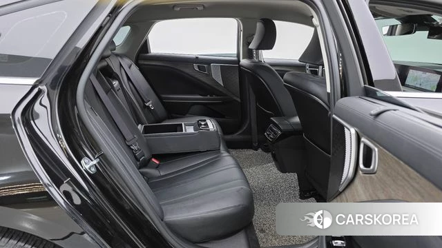 Kia K8 2024 Черный из Кореи, фото 3