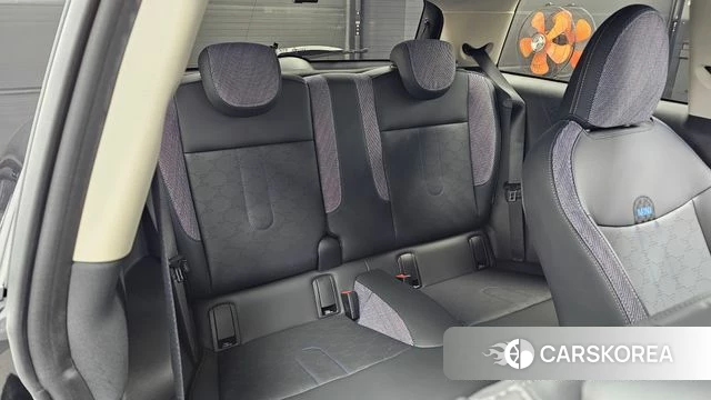 Mini Cooper C 4th generation 2025 Черный из Кореи, фото 3