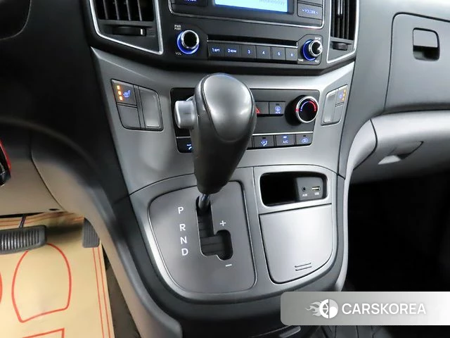 Hyundai The New Grand Starex 2019 Серебряный из Кореи, фото 3