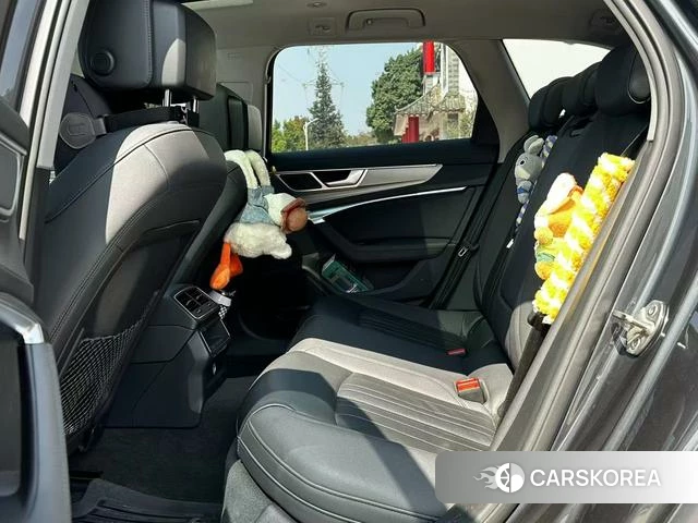 Audi A6 2022 Темно-серый из Китая, фото 3