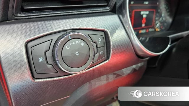 Ford Mustang 2021 Красный из Кореи, фото 3
