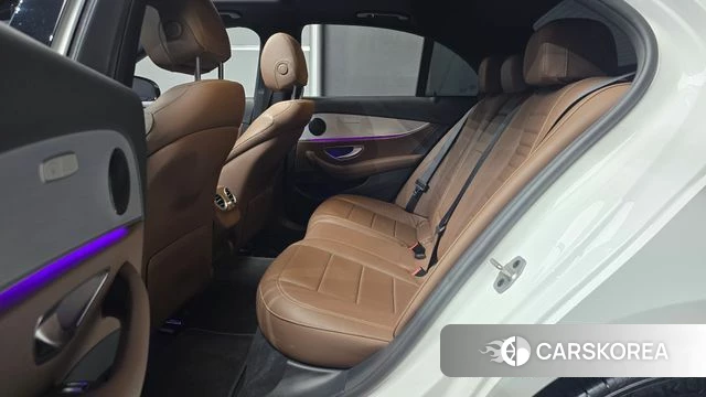 Mercedes-Benz E-Class W213 2020 Белый из Кореи, фото 3