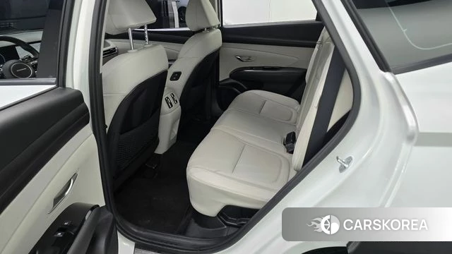 Hyundai The New Tucson Hybrid (NX4) 2024 Белый из Кореи, фото 3