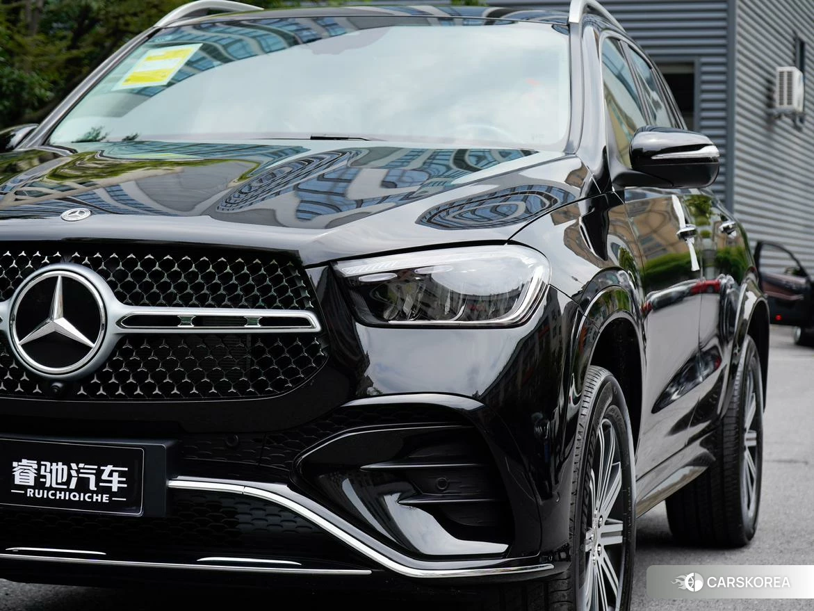 Mercedes-Benz GLE 2024 Черный из Китая, фото 3