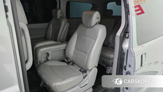 Hyundai The New Grand Starex 2018 Серебряный из Кореи, фото 3