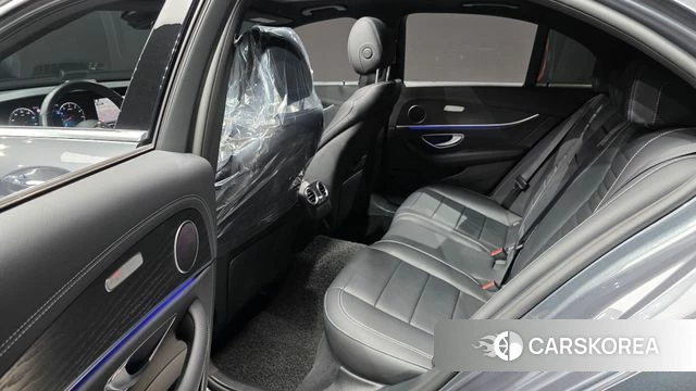 Mercedes-Benz E-Class W213 2022 Серый из Кореи, фото 3