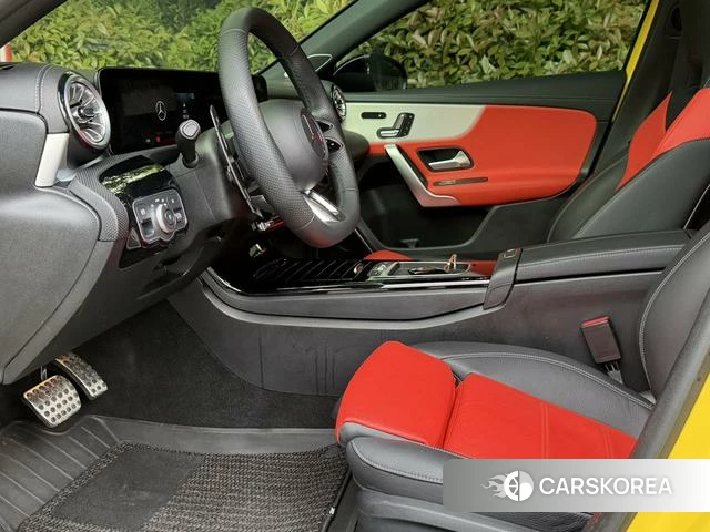 Mercedes-Benz AMG A-Class 2024 Темно-серый из Китая, фото 3