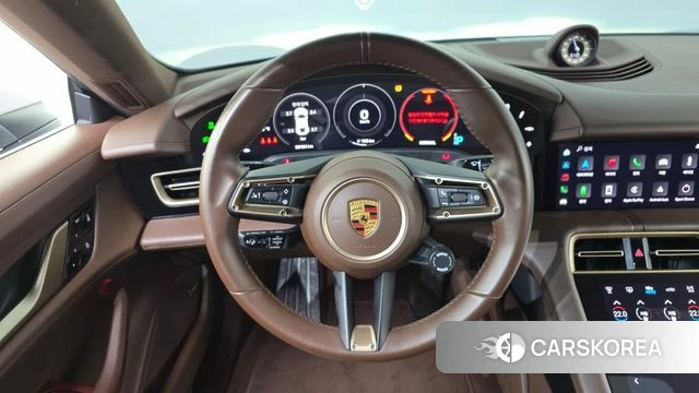 Porsche Taycan 2021 Серебристо-серый из Кореи, фото 3