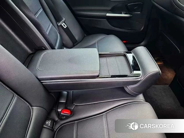 Mercedes-Benz C-class 2023 Черный из Китая, фото 3