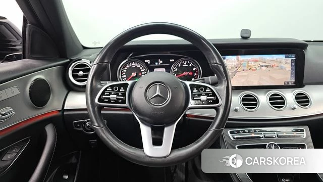 Mercedes-Benz E-Class W213 2020 Серый из Кореи, фото 3