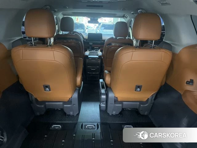 Toyota Sienna 2025 Черный из Китая, фото 3
