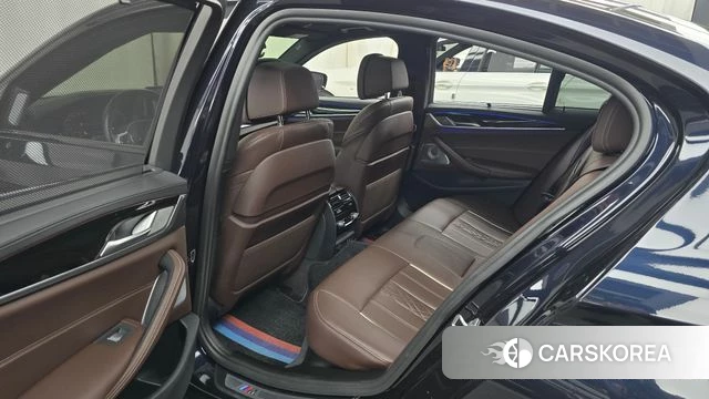 BMW 5 Series (G30) 2022 Черный из Кореи, фото 3