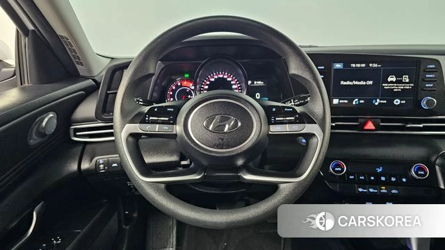 Hyundai Avante (CN7) 2023 Белый из Кореи, фото 3