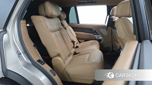 Land Rover Range Rover 5th Generation 2023 Золотой из Кореи, фото 3
