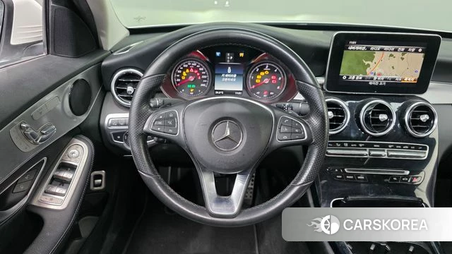 Mercedes-Benz C-Class W205 2018 Белый из Кореи, фото 3