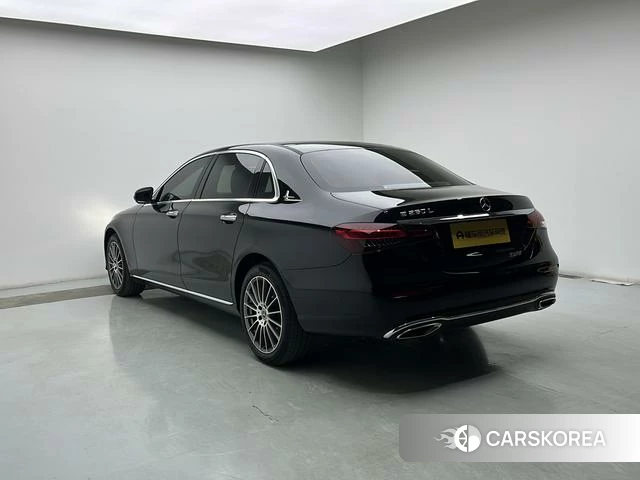 Mercedes-Benz E-Class 2021 Черный из Китая, фото 3