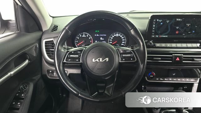 Kia Seltos 2021 Белый из Кореи, фото 3