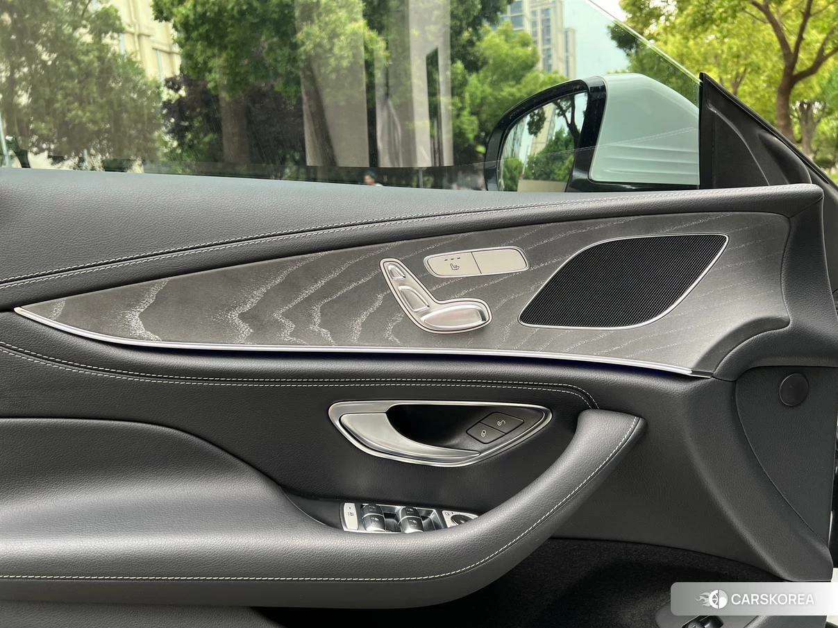 Mercedes-Benz CLS 2020 Белый из Китая, фото 3