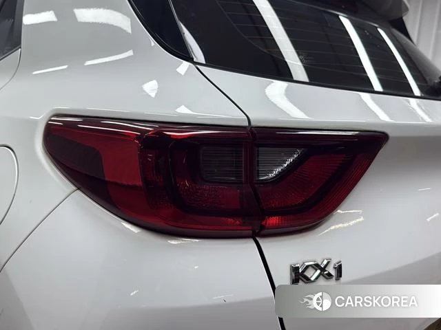 Kia KX1 2021 Белый из Китая, фото 3