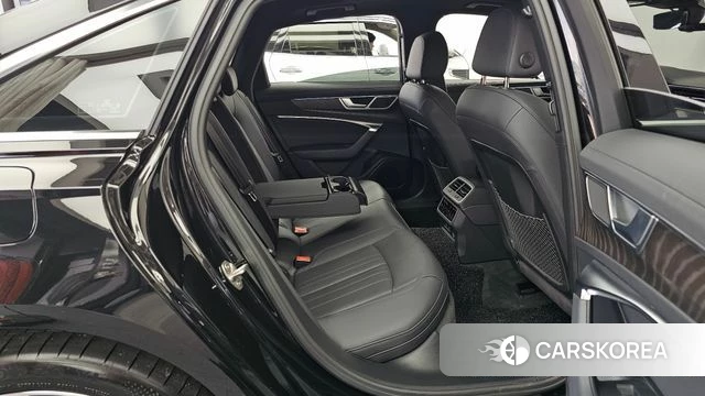 Audi A6 (C8) 2022 Черный из Кореи, фото 3