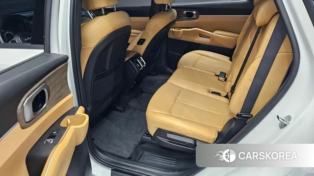 Kia Sorento 4th Generation 2023 Белый из Кореи, фото 3