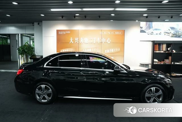 Mercedes-Benz C-class 2021 Зеленый из Китая, фото 3