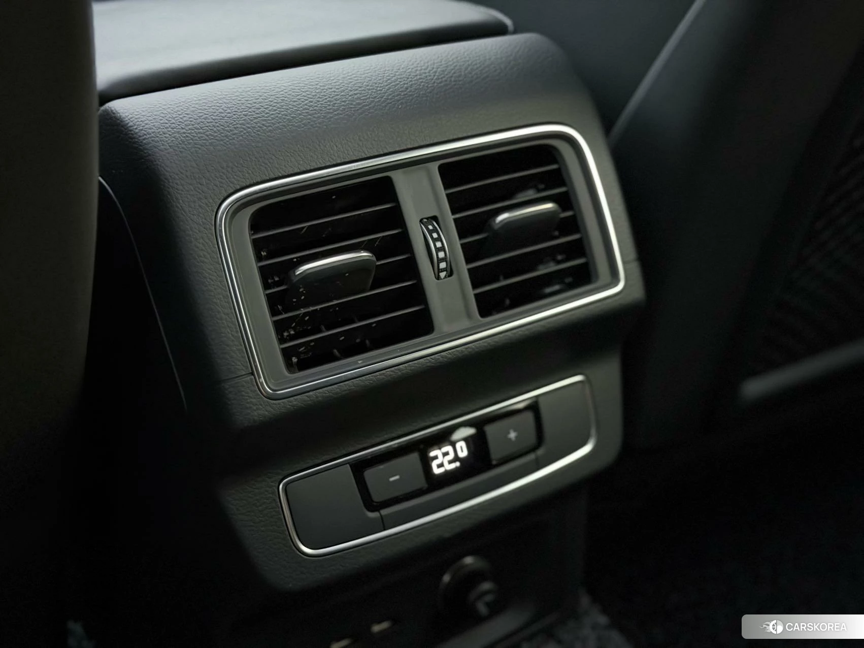 Audi Q5L 2020 Белый из Китая, фото 3