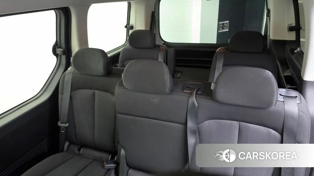 Hyundai Staria 2021 Серебряный из Кореи, фото 3