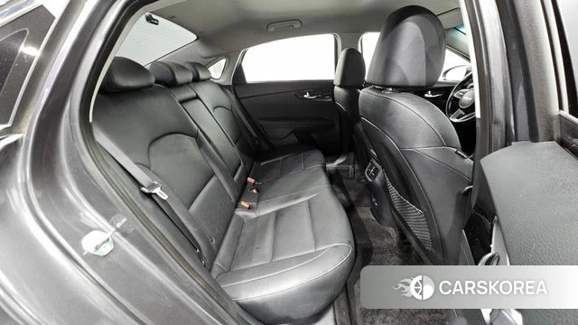 Kia The New K3 2nd generation 2022 Серый из Кореи, фото 3