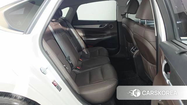 Hyundai Grandeur IG Hybrid 2018 Белый из Кореи, фото 3