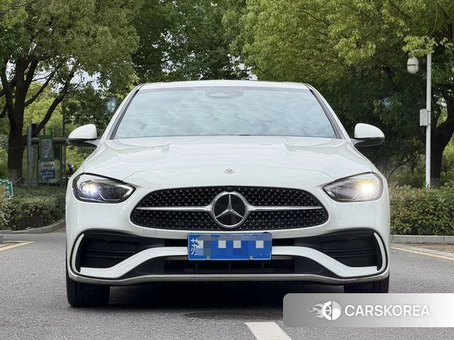 Mercedes-Benz C-class 2024 Белый из Китая, фото 3