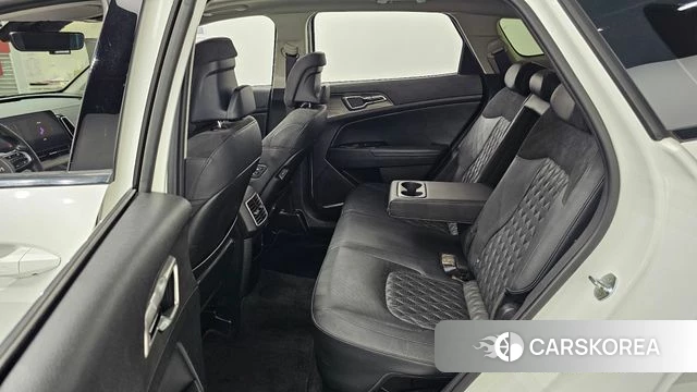 Kia Sportage 5th Generation Hybrid 2022 Белый из Кореи, фото 3