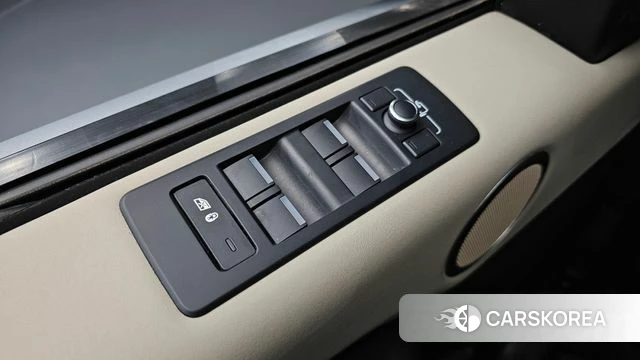 Land Rover Discovery 5 2018 Серебряный из Кореи, фото 3