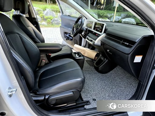 Hyundai Ionic 5 2021 Серебристо-серый из Кореи, фото 3