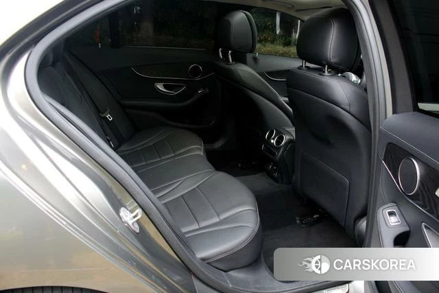 Mercedes-Benz C-class 2021 Серебристо-серый из Китая, фото 3