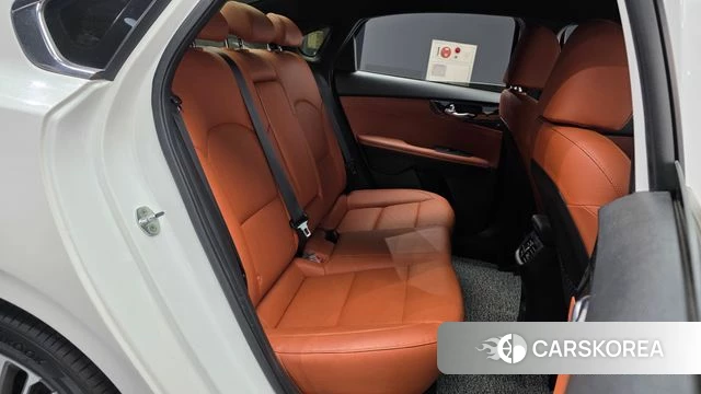 Kia The New K3 2nd generation 2022 Белый из Кореи, фото 3