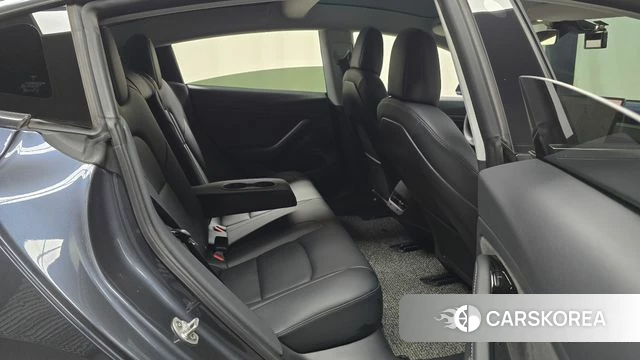 Tesla Model 3 2020 Серый из Кореи, фото 3