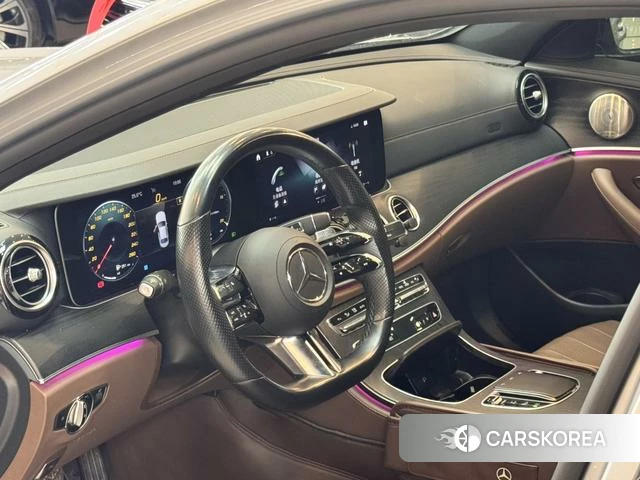 Mercedes-Benz E-Class 2022 Серебристо-серый из Китая, фото 3