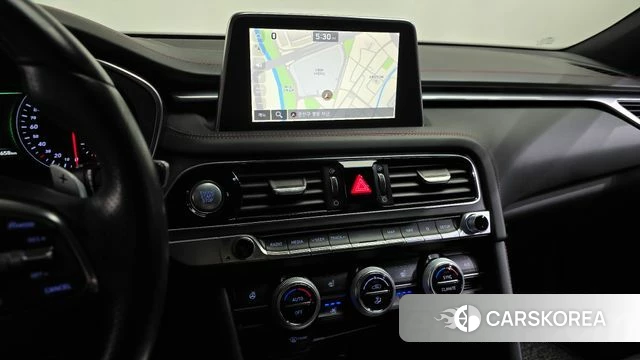 Genesis G70 2018 Черный из Кореи, фото 3