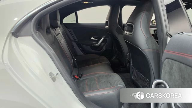Mercedes-Benz CLA-Class C118 2026 Белый из Кореи, фото 3