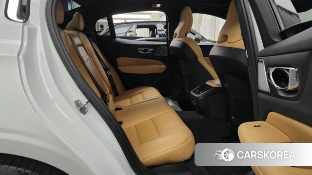Volvo S60 3rd generation 2019 Белый из Кореи, фото 3