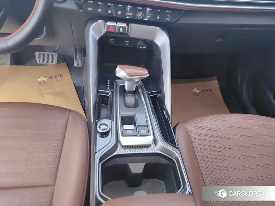 Kia Sportage 2023 Белый из Китая, фото 3