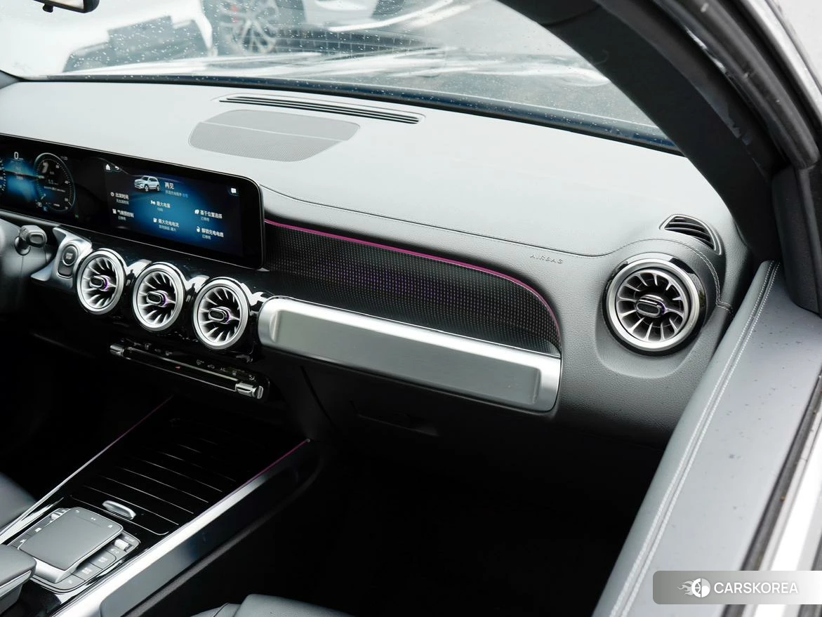 Mercedes-Benz EQB 2023 Черный из Китая, фото 3