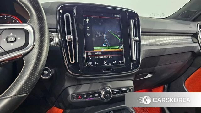 Volvo XC40 2020 Белый из Кореи, фото 3